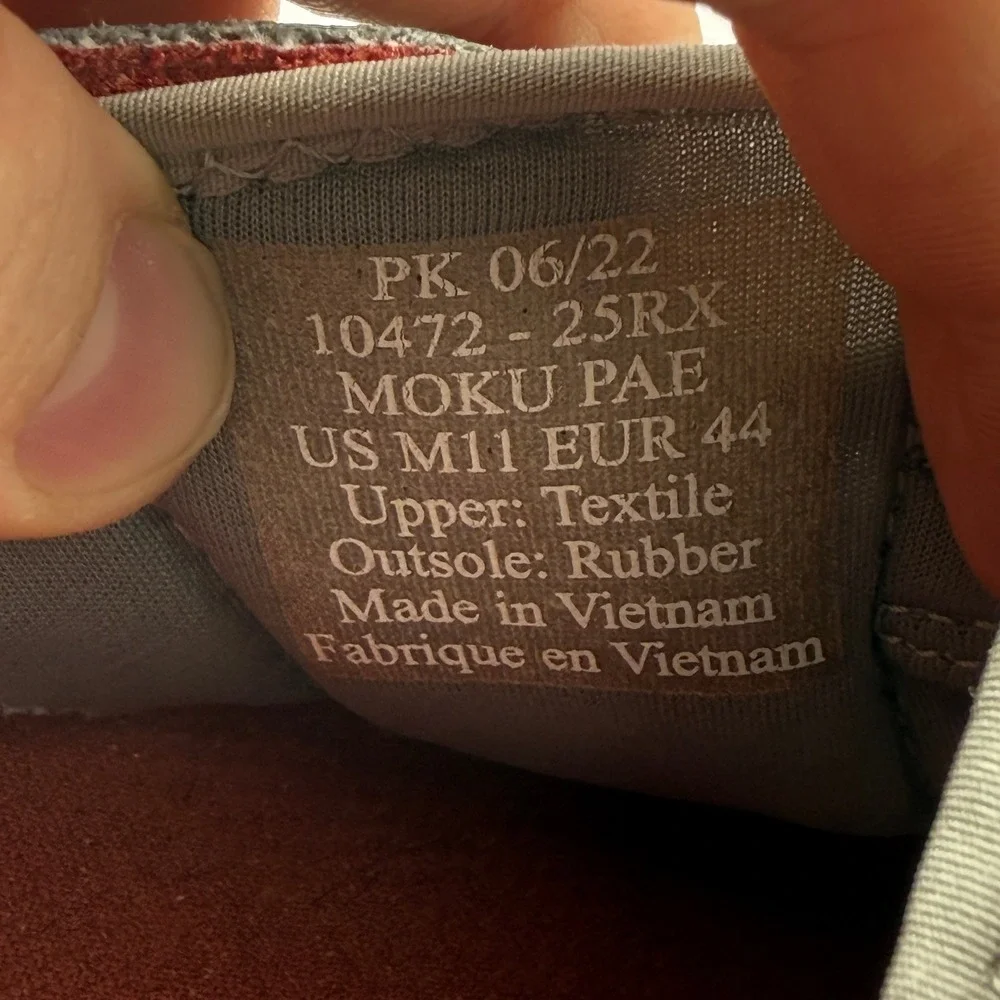 OluKai Moku Pae Sneakers Mens 11 Gray Mesh Boat Shoes 10472-25RX Fog Mustang